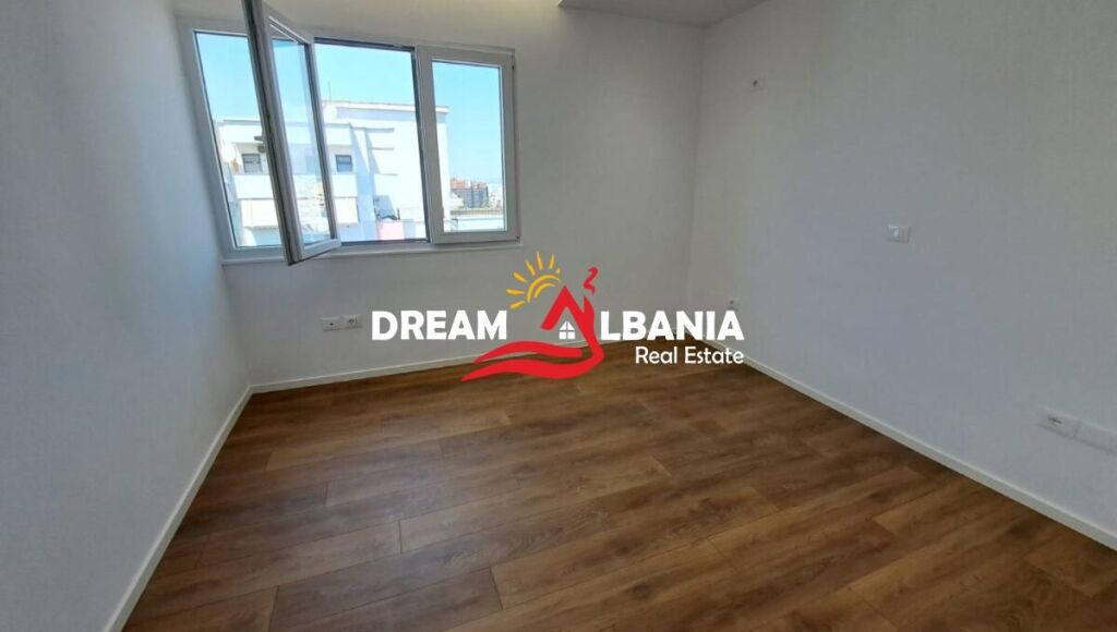 Appartamento 1+1 in Vendita vicino all'Incrocio 21 Dhjetori (ID 51110005)