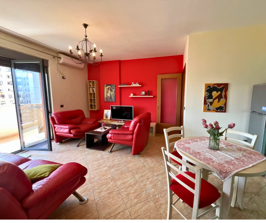 Qira, Apartament 2+1+2, ”Qëndër 9-katëshet”, Tiranë