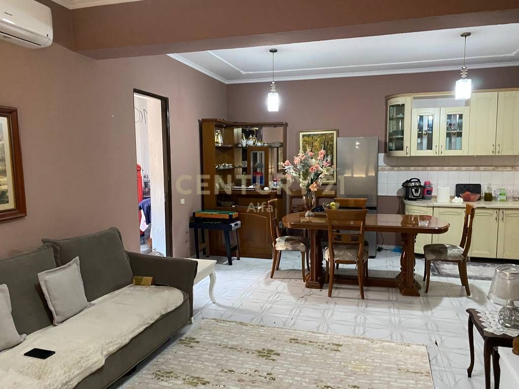 3-Storey Villa for Sale in the Oxhaku Area!