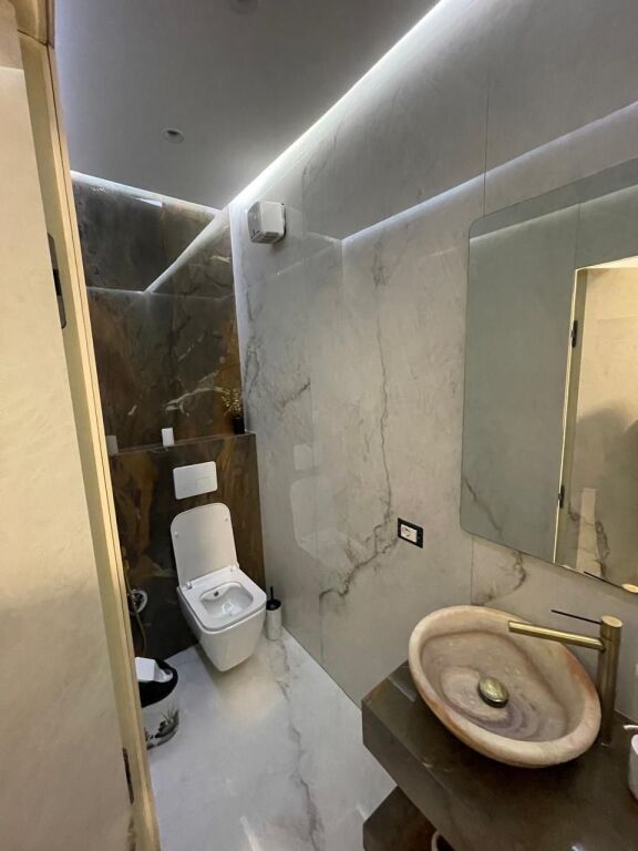 Apartament per qera 3+1+2 ne Delijorgj