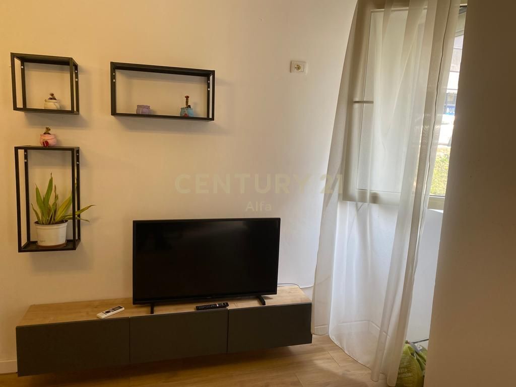 Shitet Apartament 1+ 1 në Shkozë!