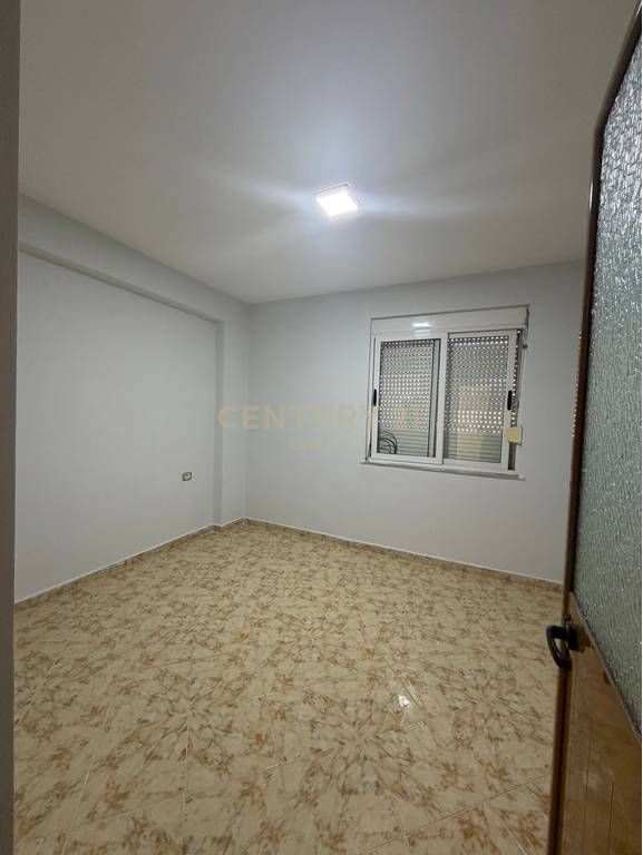 Apartament 3+1 per shitje te Vasil Shanto