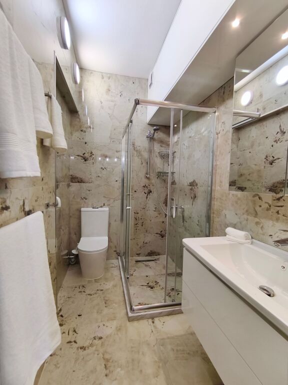 Studio apartment with sea view in Durres