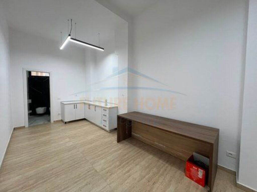 For rent, Duplex space for offices, Pazari i Ri, Tirana.