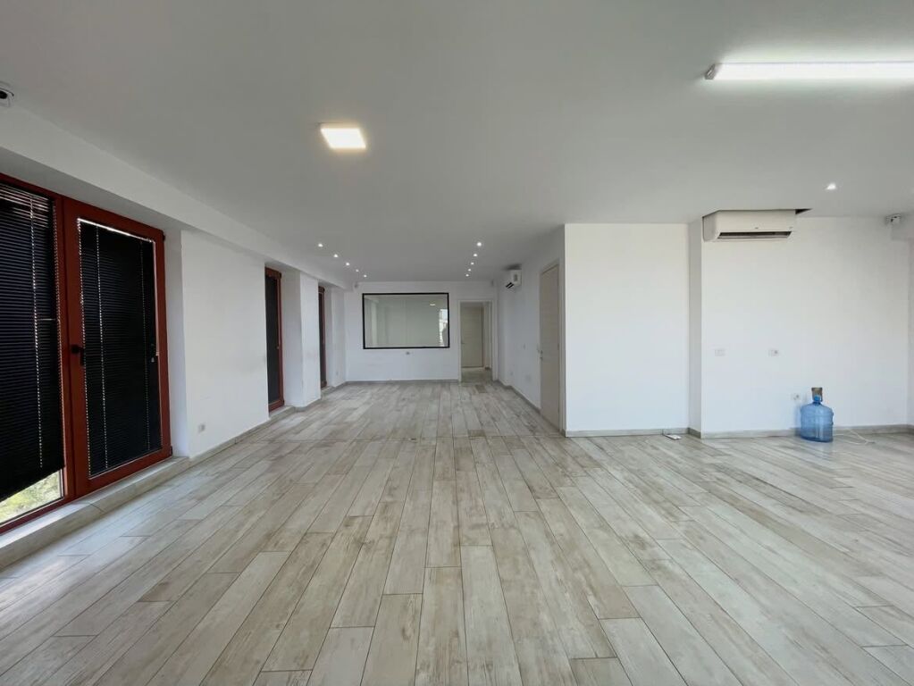 BUSINESS PREMISES FOR RENT | KAVAJËS ROAD