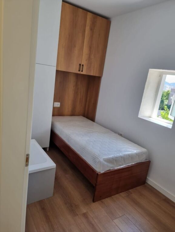 Jepet Kate Vile me qera ne zonen e Paskuqanit afer Unazes se Madhe  ID: 5257