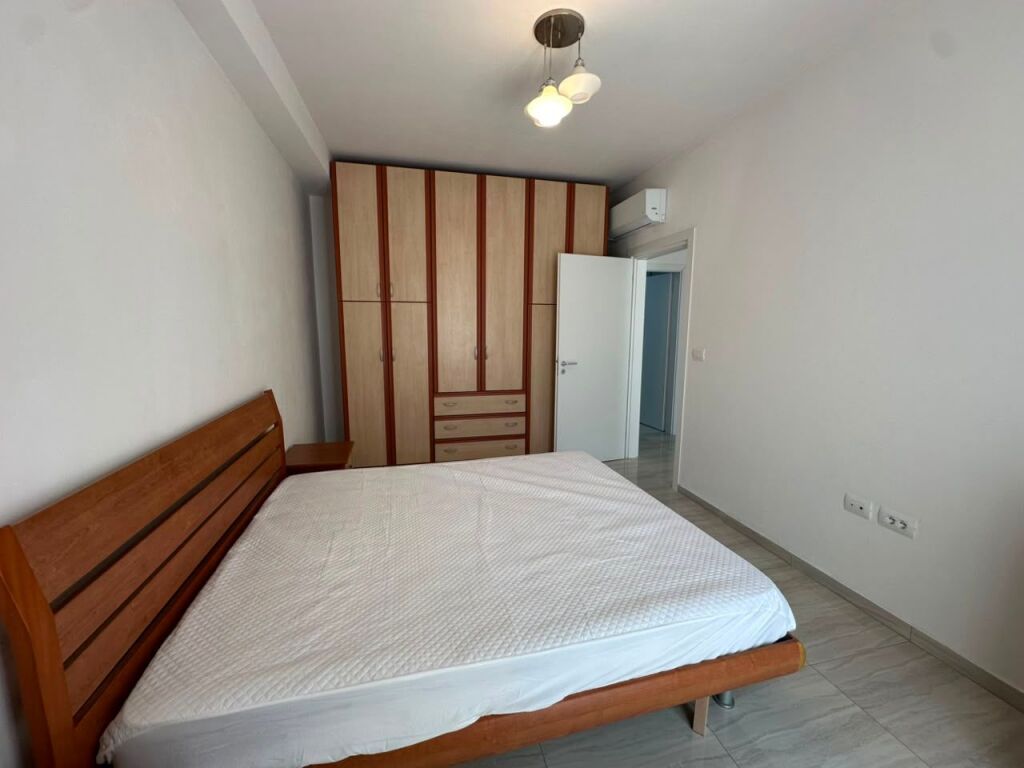 Appartamento 1+1 in Affitto, 650 €