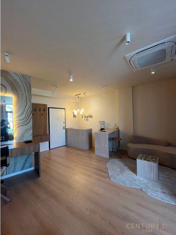 Premium Furnished Commercial Space for Rent, Ready for Business – Lake View