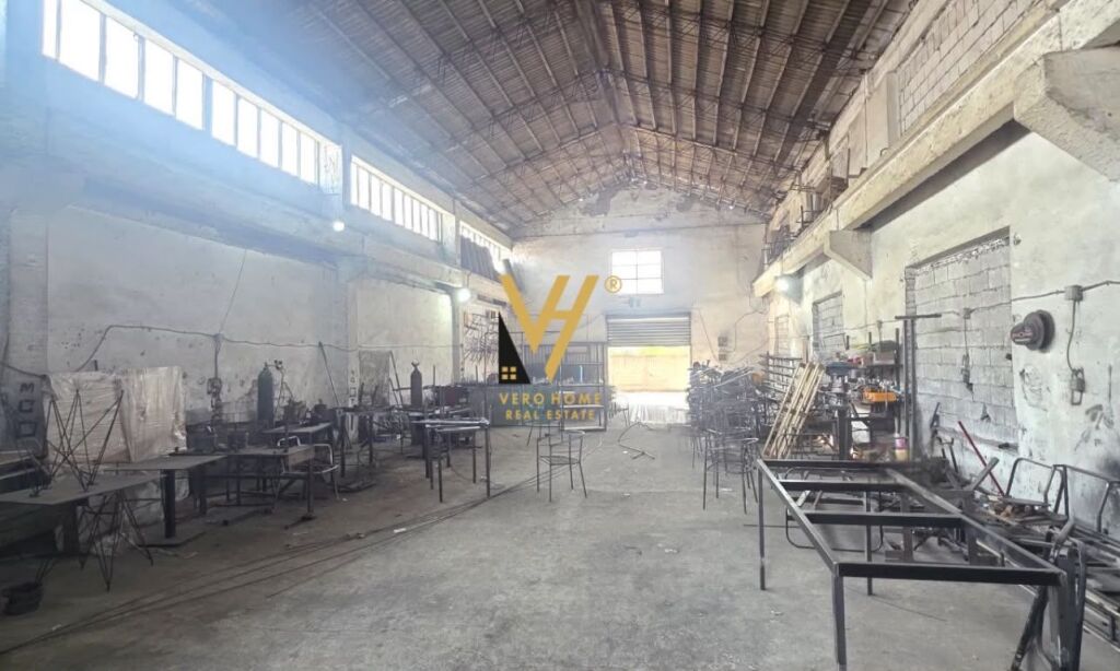 SHITET MAGAZINE 300 M2 NE SUKTH 300.000 EURO