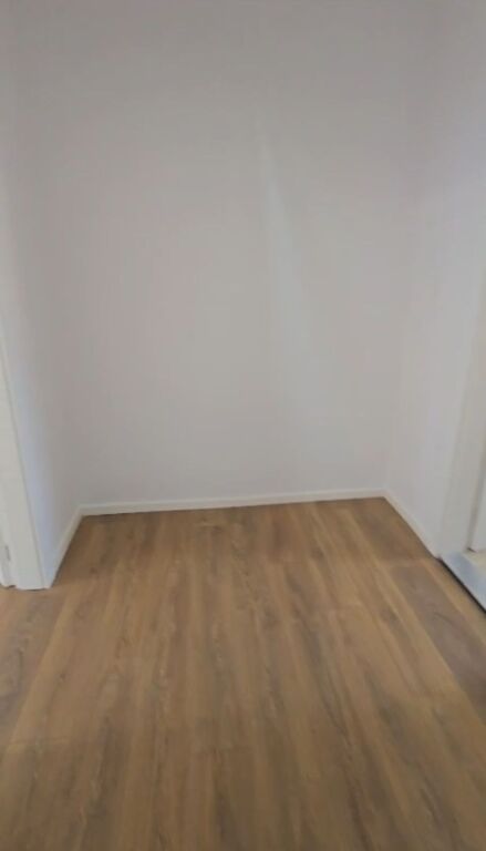 Shitet apartament 1+1
