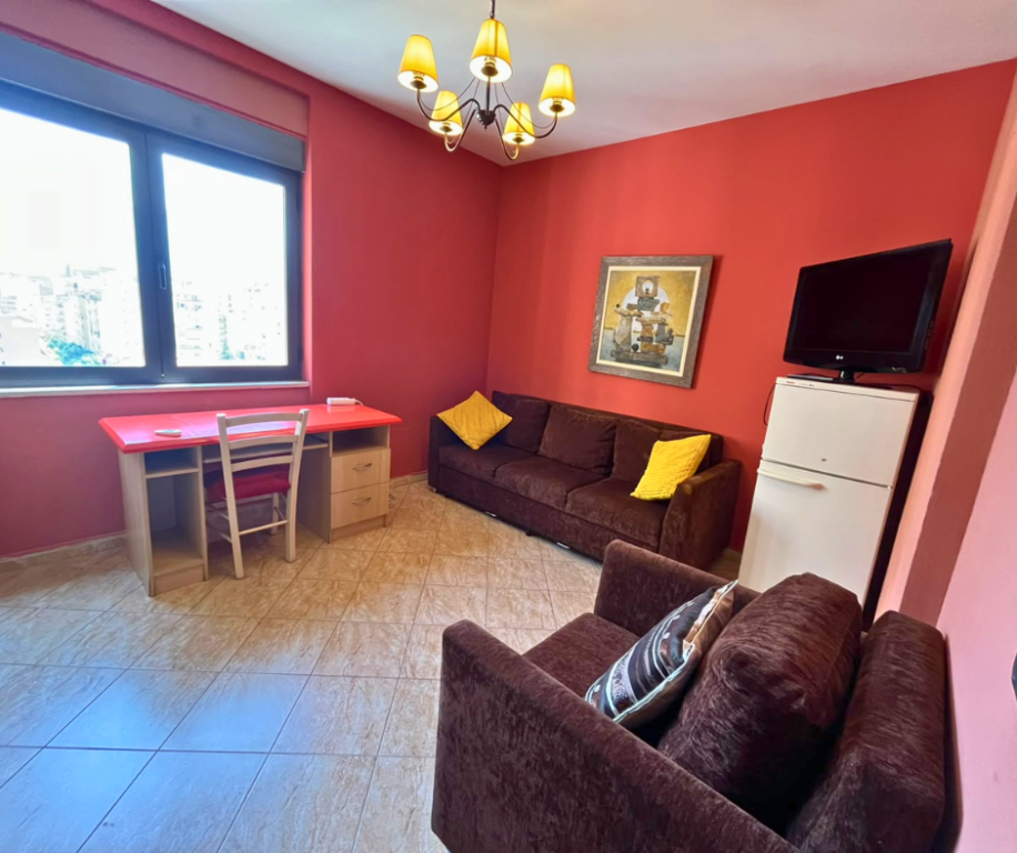 Qira, Apartament 2+1+2, ”Qëndër 9-katëshet”, Tiranë