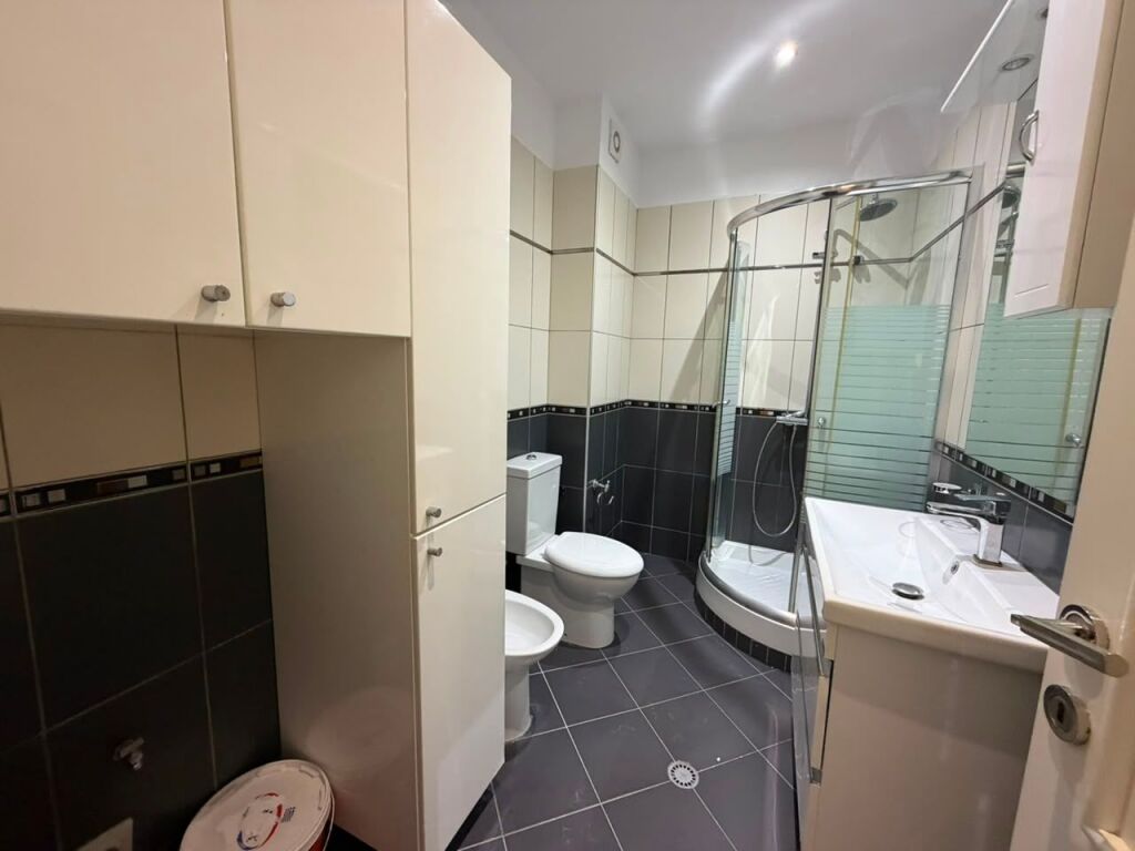 Apartment 3+1+2 for sale, Eduardo Mano Street