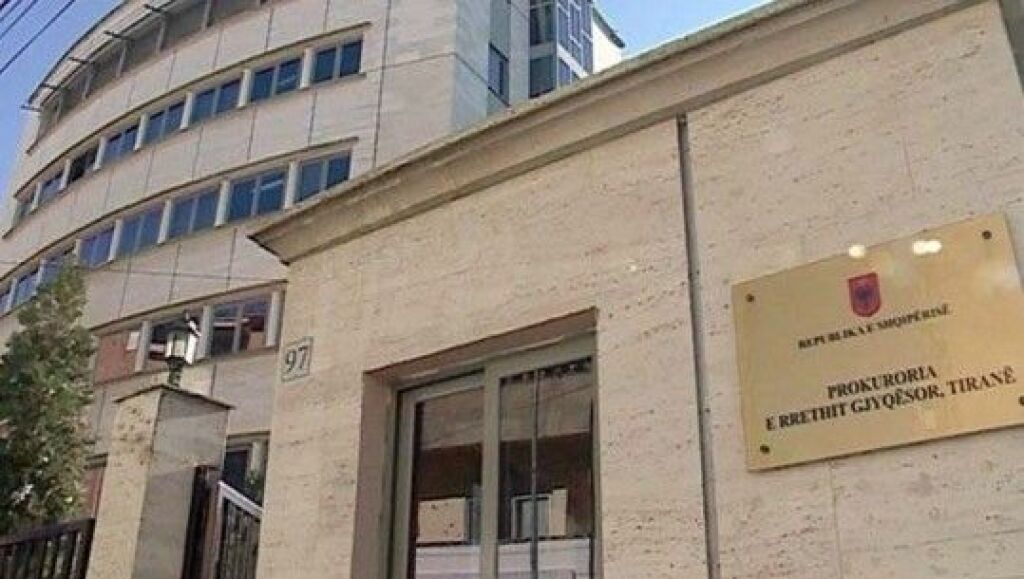 COMMERCIAL UNIT FOR SALE – NEAR THE TIRANA PROSECUTOR'S OFFICE