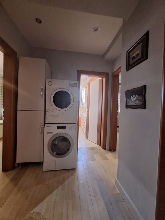 📣 AFFITTO 🏡 Super Appartamento 3+1+2  📍Nel quartiere, vicino al bar Mistik 💰Prezzo: 1700€ / Mese