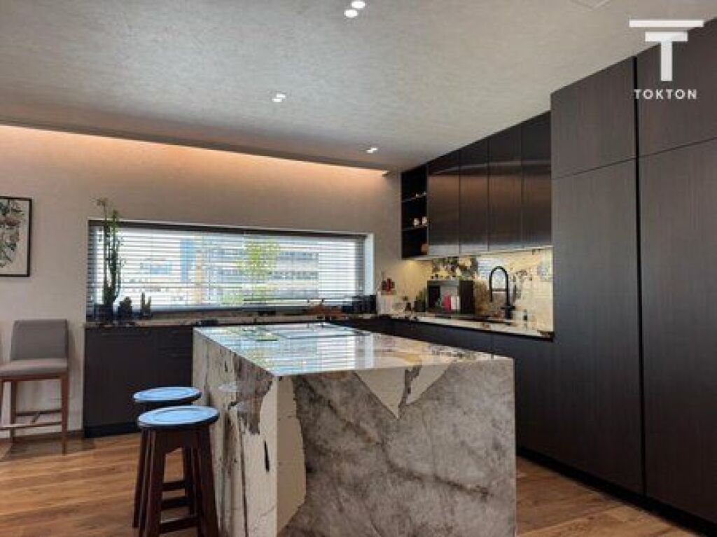 FOR SALE, PENTHOUSE, BLLOK, TIRANA