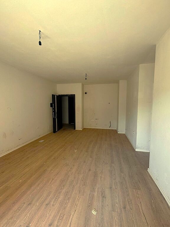 Apartment 2+1 for sale in Yzberisht