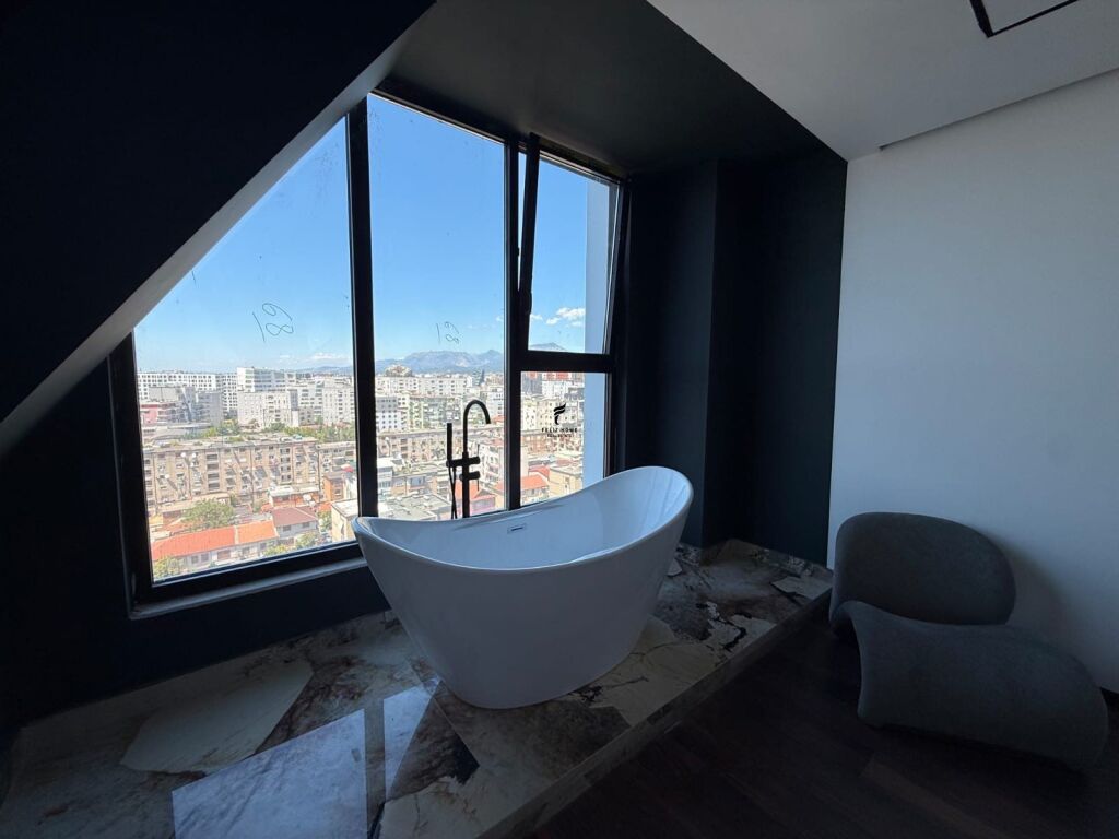 SHITEN 2 GARSONIERE RRUGA E KAVAJES 295.000 EURO FH-85982