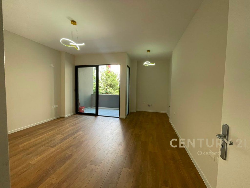 Apartament 1+1 per shitje te 2 Palmat, Astir