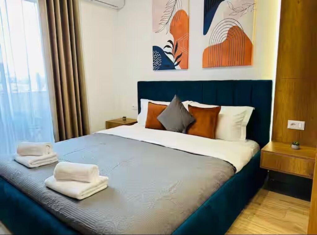 Garsionjere per qera Xhamia e Tabakeve Qender tirane !