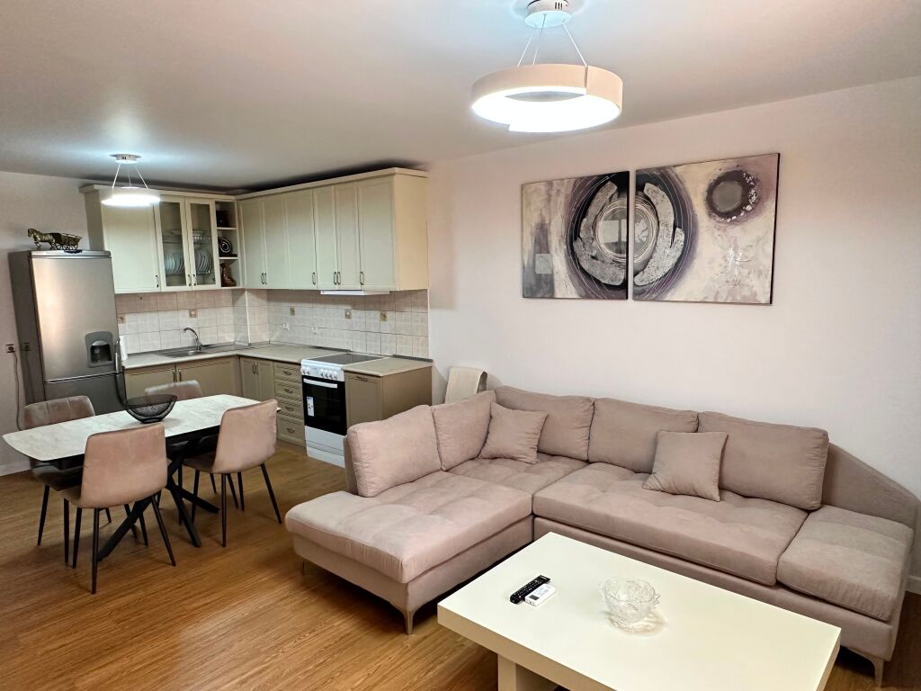 In affitto 2+1+2 Via Dritan Hoxha Laprake 750€