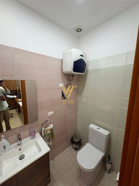 BUSINESS PREMISES 308 M2 FOR RENT AT MINE PEZA 3,000 EURO