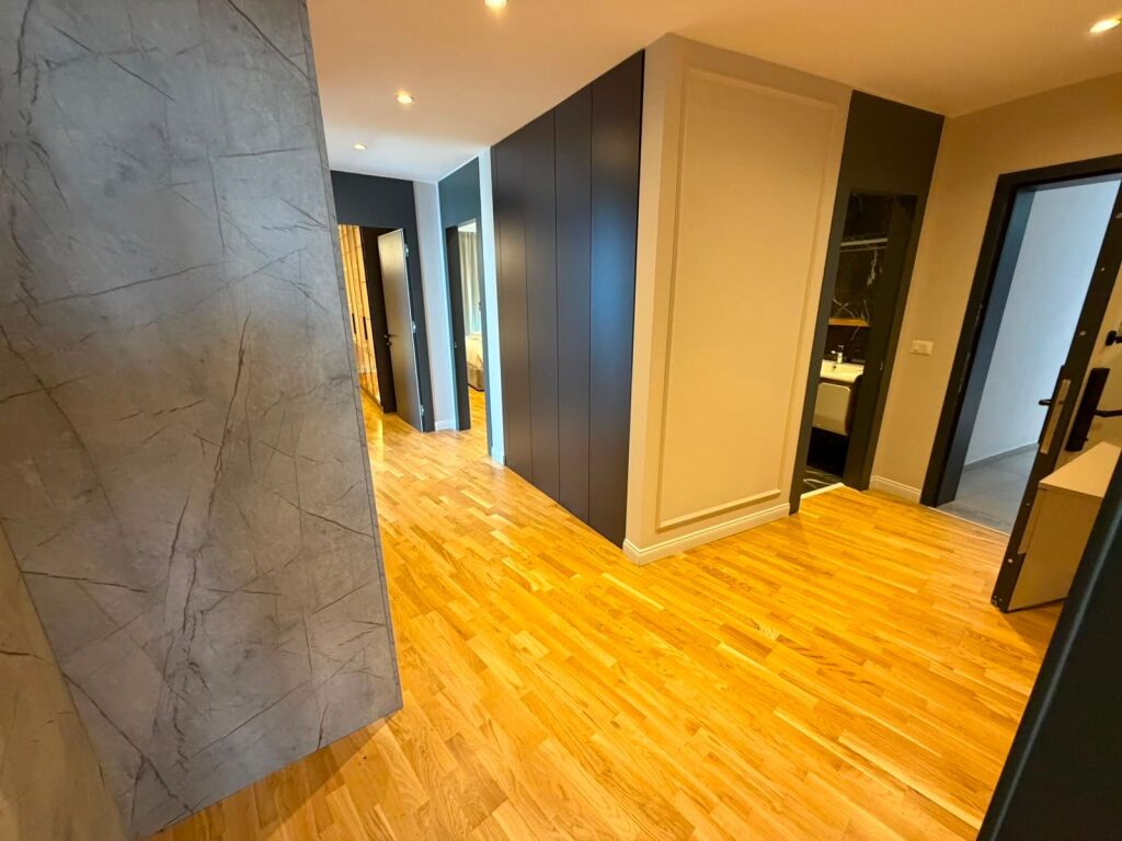 Qera 3+1 + 2 poste parkimi Lake view residnece