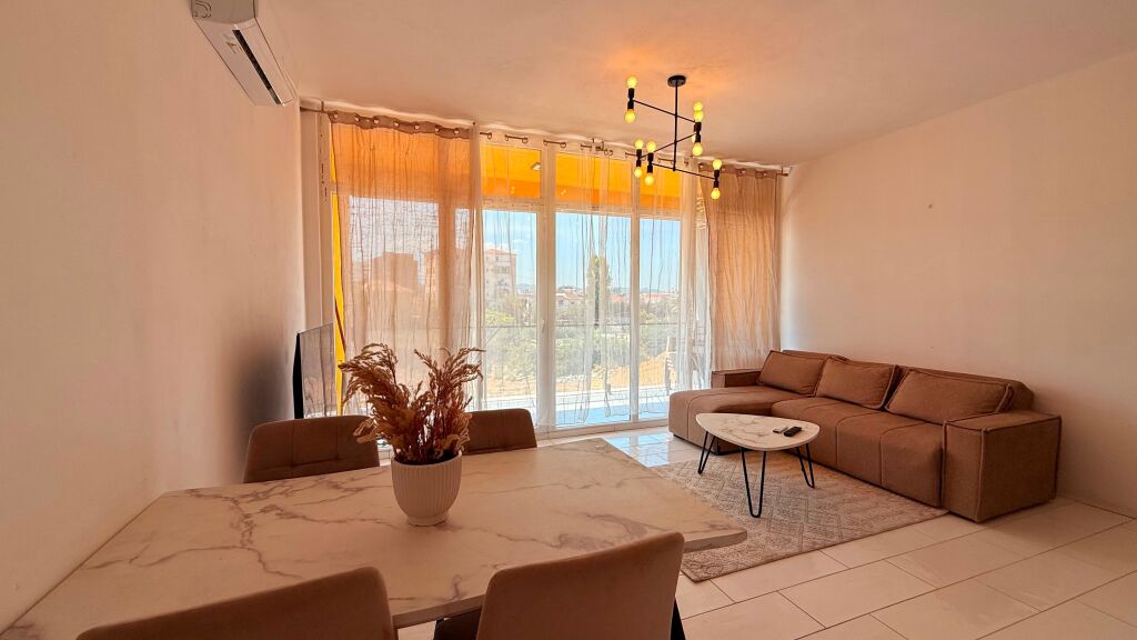 Apartament 1+1 Qera Bulevardi Ri
