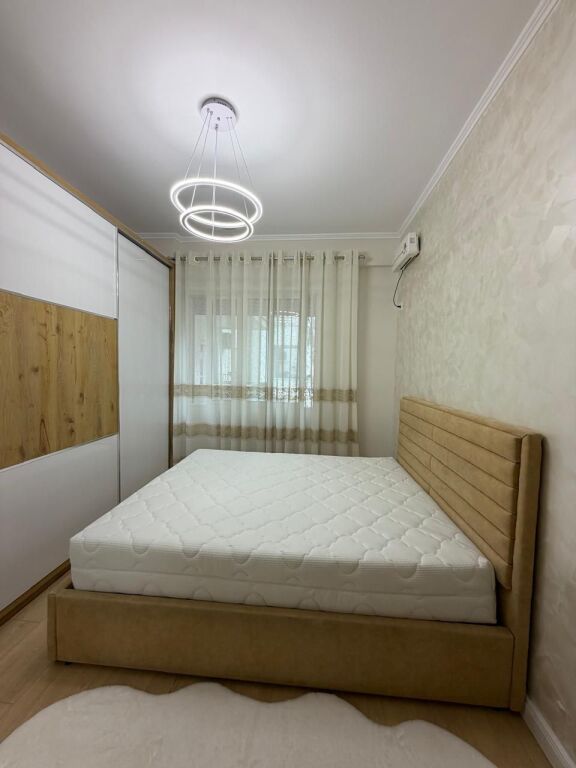 Shitet Apartament 1+1📌Kompleksi Golden Park (perballe S.Amerikan 3)  Hipoteke Sip 60m² Kati 2 ashensor Orientimi me diell Cmimi:142 milion Leke