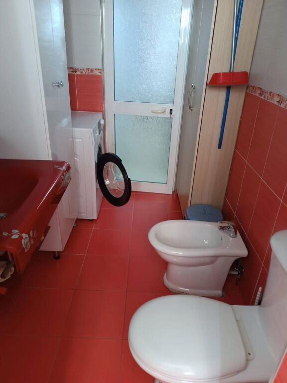 Qera | Apartament 1 + 1 | Rruga Frosina Plaku | 450 €/muaj