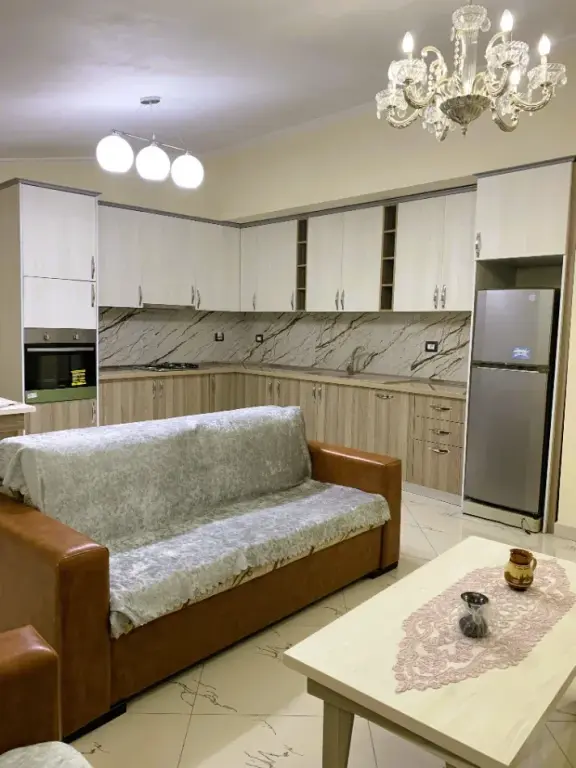 Qera | Apartament 2 + 1 | 5 Maji | 600 €/muaj
