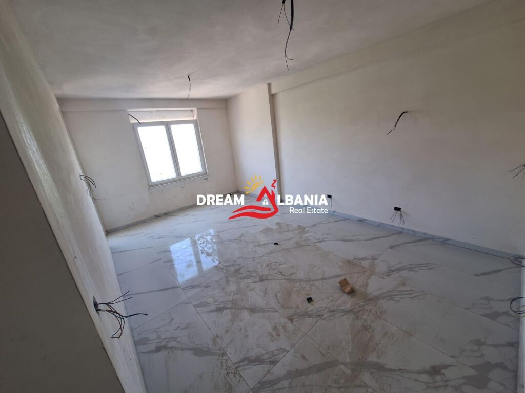 Shiten Apartamente 1+1 Tek Mali Robit,Golem (41111619)