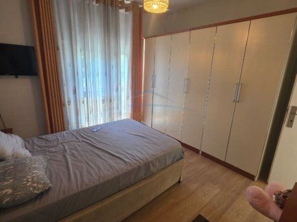 Affitto, Casa Privata, Secondo Piano, Myslym shyri.