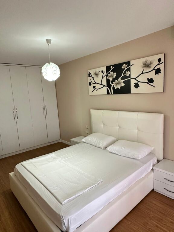 In affitto 2+1+2 Via Dritan Hoxha Laprake 750€