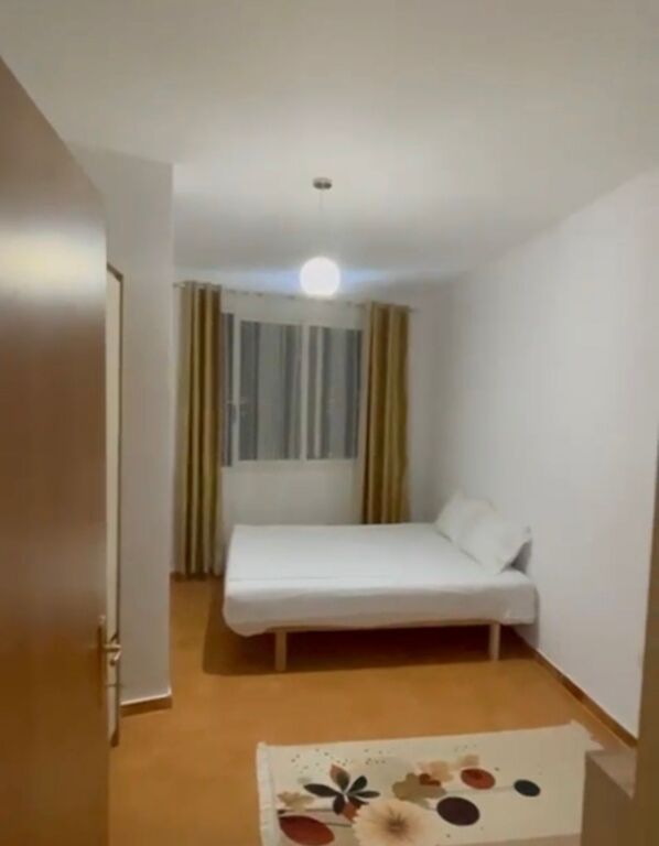 Apartament 1+1 per shitje ne Astir prane Kompleksit Fratari