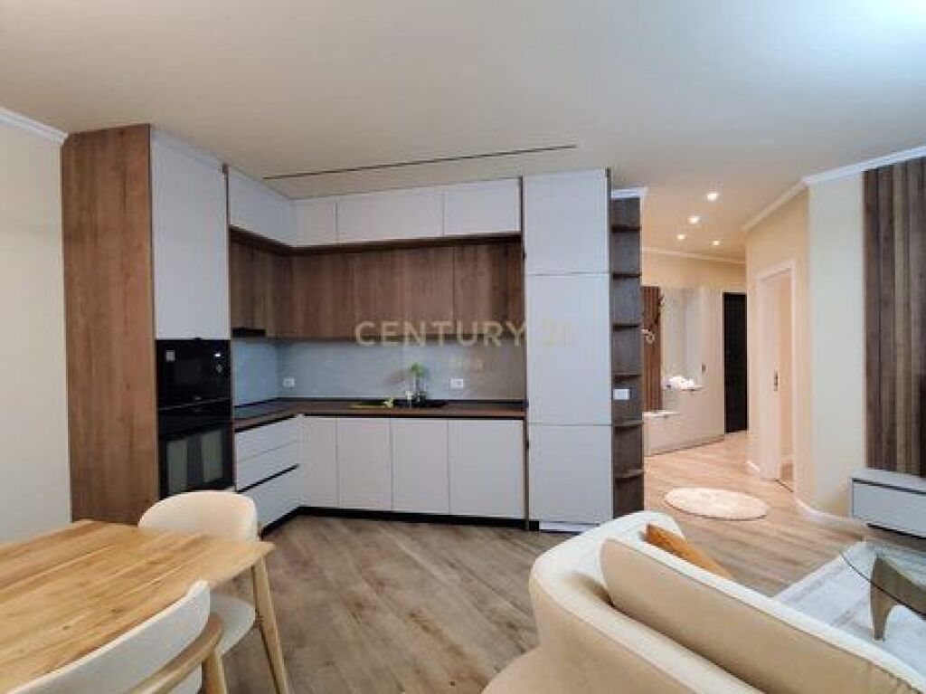 Apartment 2+1+2+ parking spaces for Rent!
