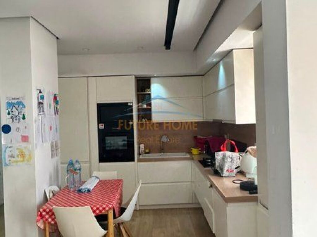Apartment 2+1+ Walk-in Closet and Veranda for sale, Yzberisht, Tirana