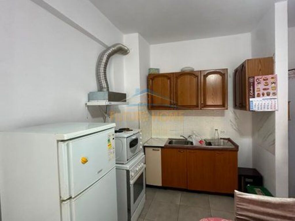 Affitto, Appartamento 1+1, Residenza Eshli, Tirana.