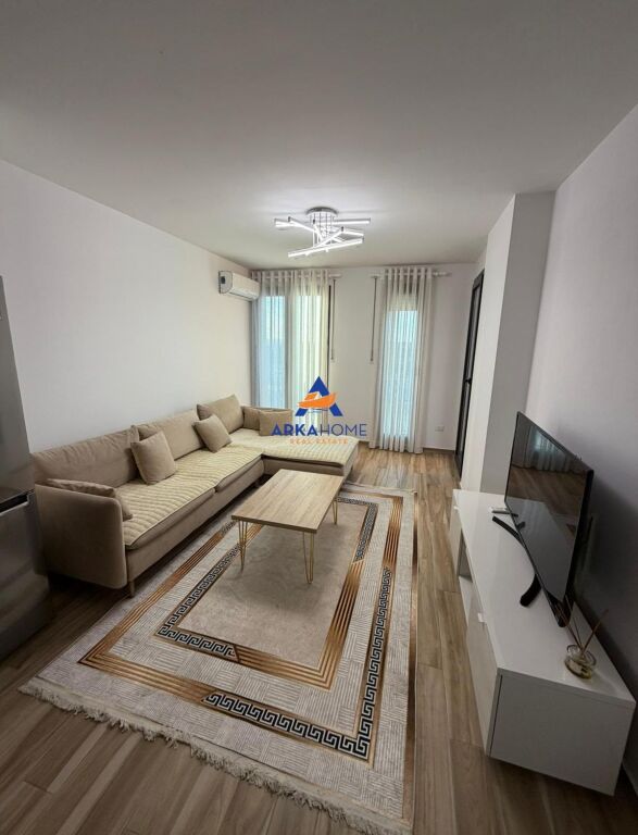 AFFITTASI APPARTAMENTO 1+1+BALCONE "COMPLESSO ZIRCON, PEDIATRIA" 650 EURO