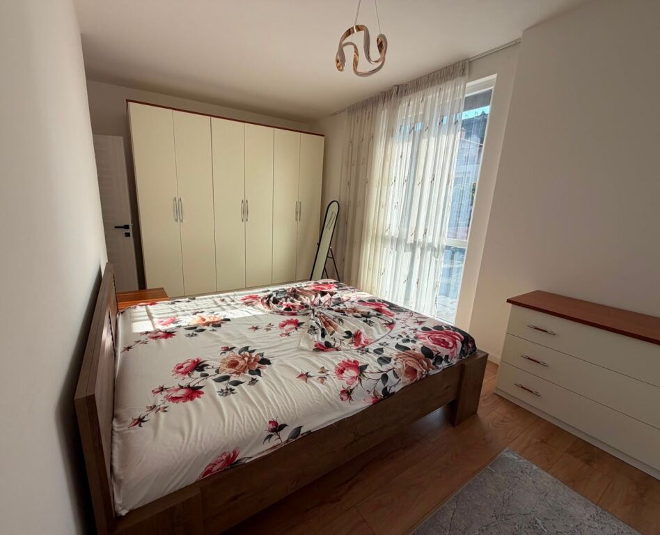 🏡 Jepet me qira Apartament 2+1 – Kompleksi Albuleni, Paskuqan💰 Çmimi: 50.000 Lek/muaj