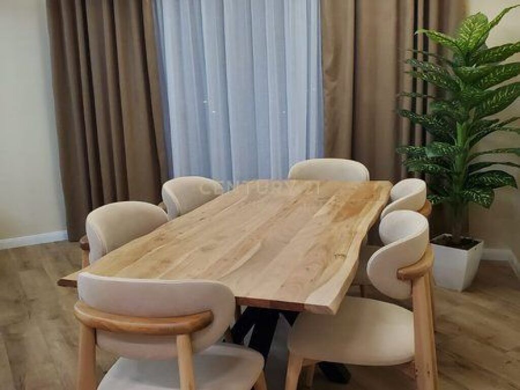 Apartment 2+1+2+ parking spaces for Rent!