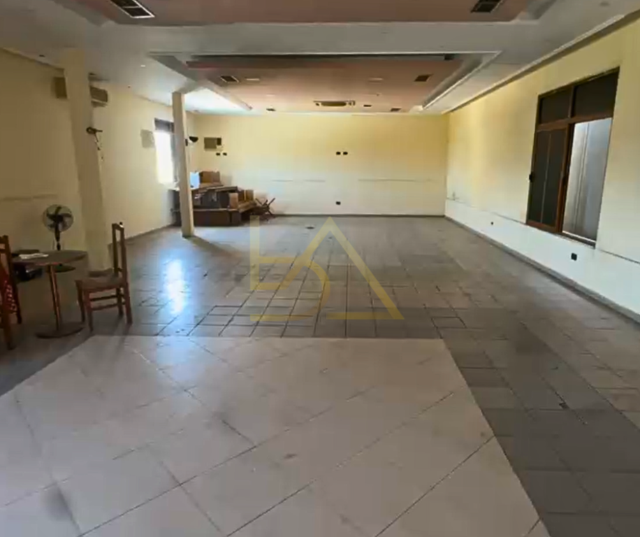 Ambient Biznesi me Qira – Vorë, Tiranë