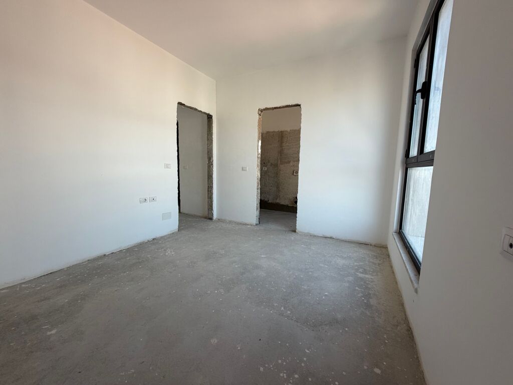Apartment 3+1+2 for Sale - Former Customs, Tirana Entry 1