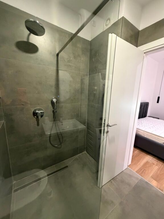 🌟 Apartament 2+1+2+🅿️arkim📍ish tregu elektrik