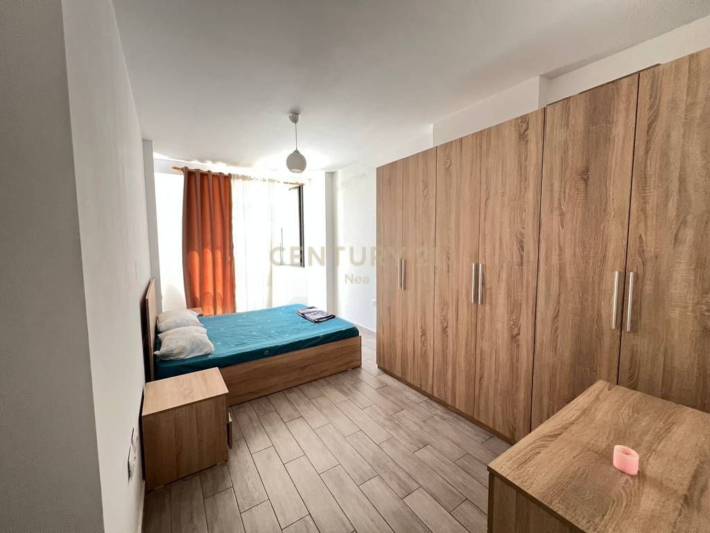 Apartament 1+1 me qera tek Fusha e Aviacionit!