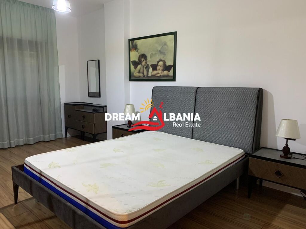 In Affitto, ID 4211240, Appartamento 1 + 1, Via Elbasani, Tirana