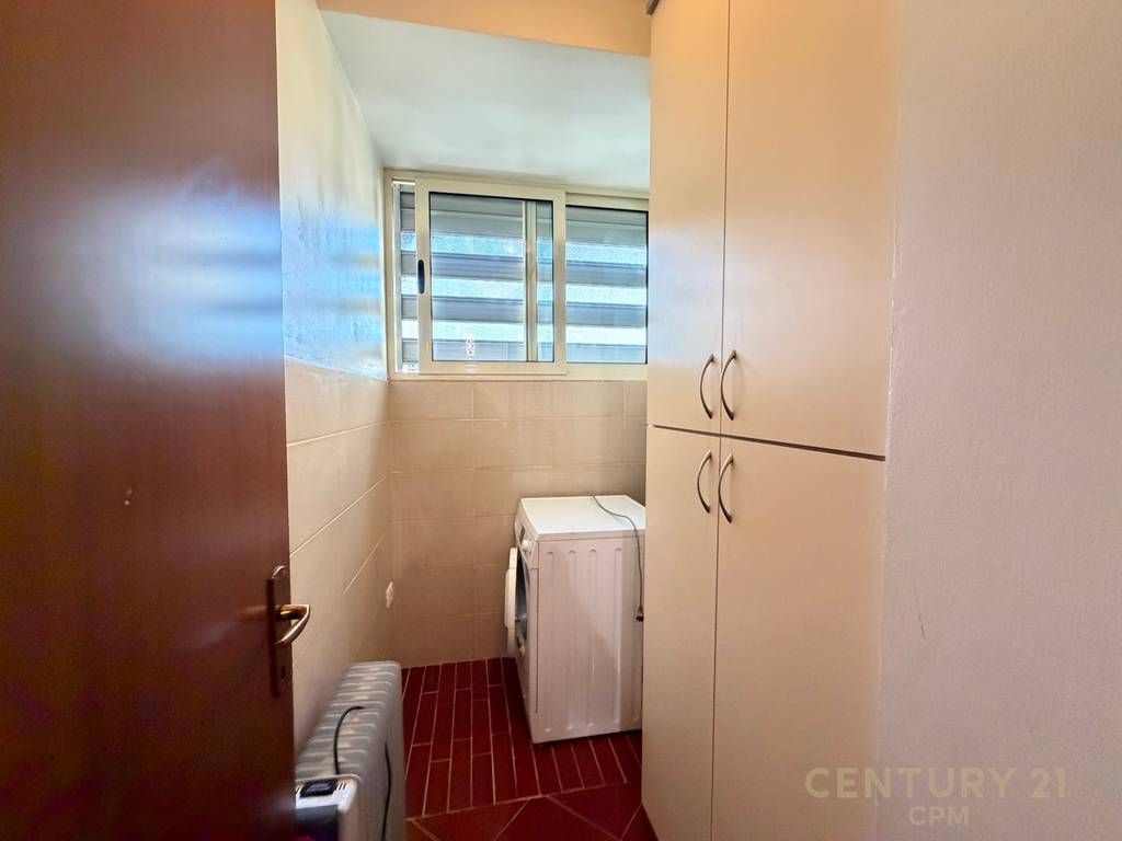 Apartament 2+1 per qira tek Ish Fusha e Aviacionit!