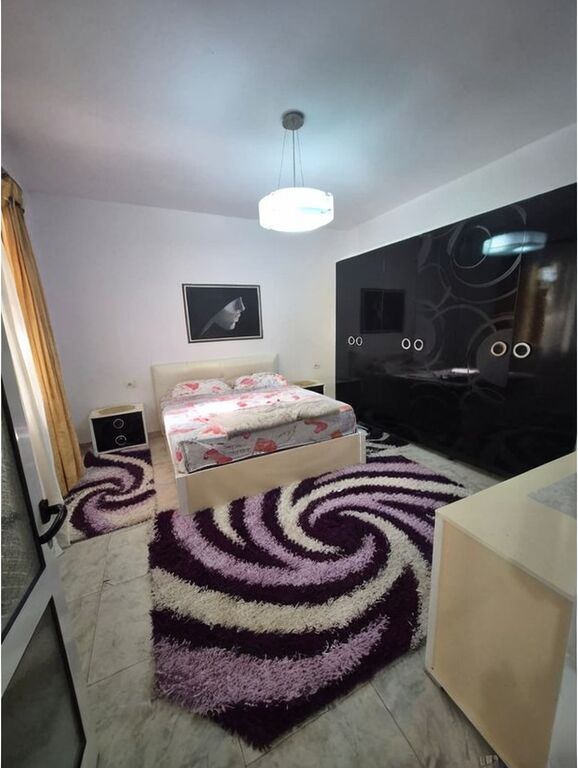Apartment 1+1 + Parking in Yard - Myslym Shyri