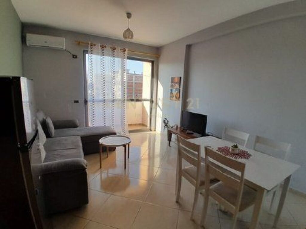 Apartment 1+1 for Rent in Yzberisht!
