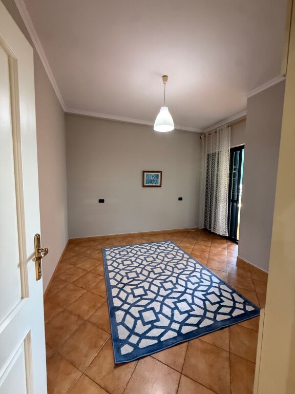 Apartament 2+1+2 me qera rruga Ndre Mjeda Ish Parku