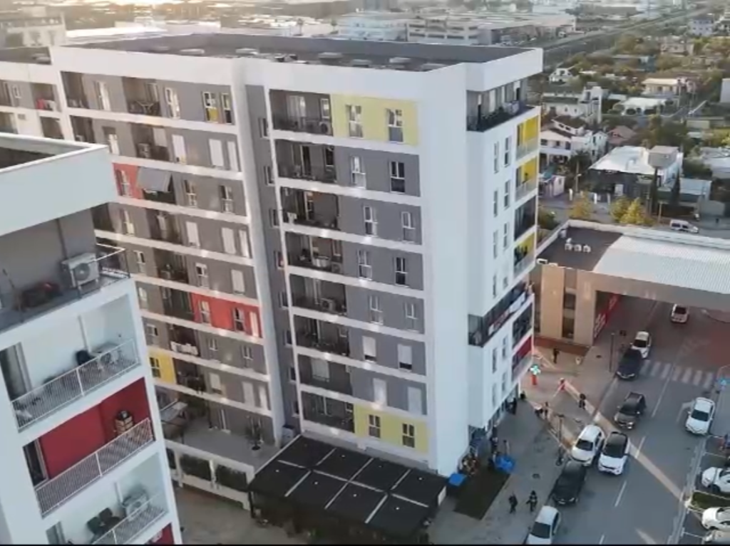 Okazion Apartament 2+1 per shitje Univers City !
